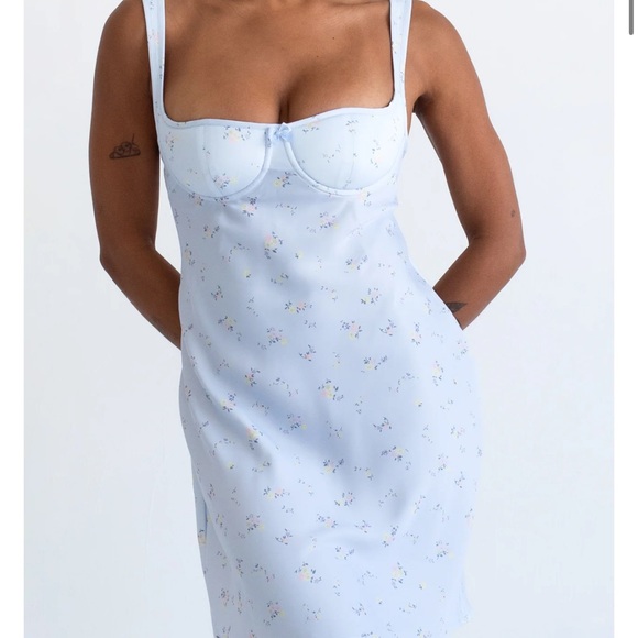 RUMORED LOVERBOY MINI DRESS - Picture 2 of 5